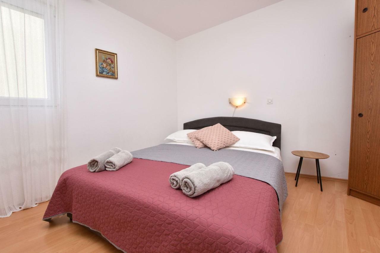 Apartment Nensi Primošten Екстериор снимка